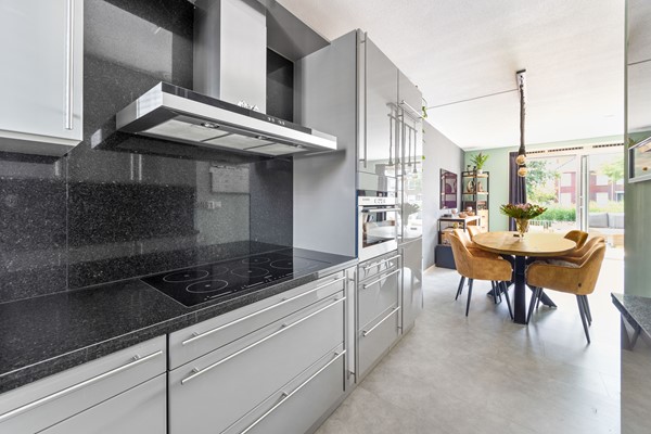 Medium property photo - Van Baaklaan 50, 2493 CG Den Haag